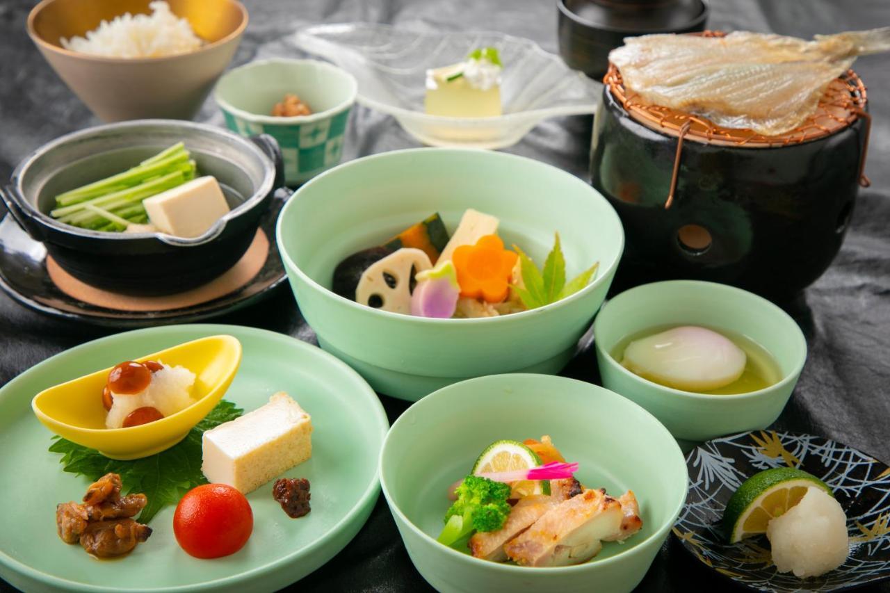 Hotel Yufuin Ryoan Wazanho Oita Esterno foto