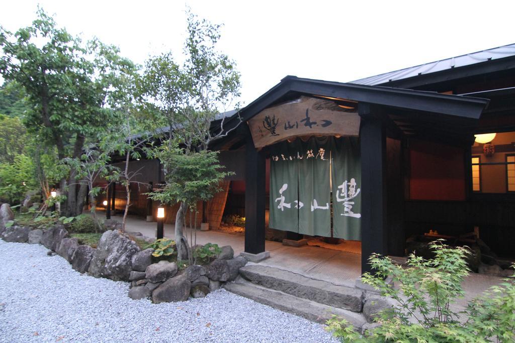 Hotel Yufuin Ryoan Wazanho Oita Esterno foto